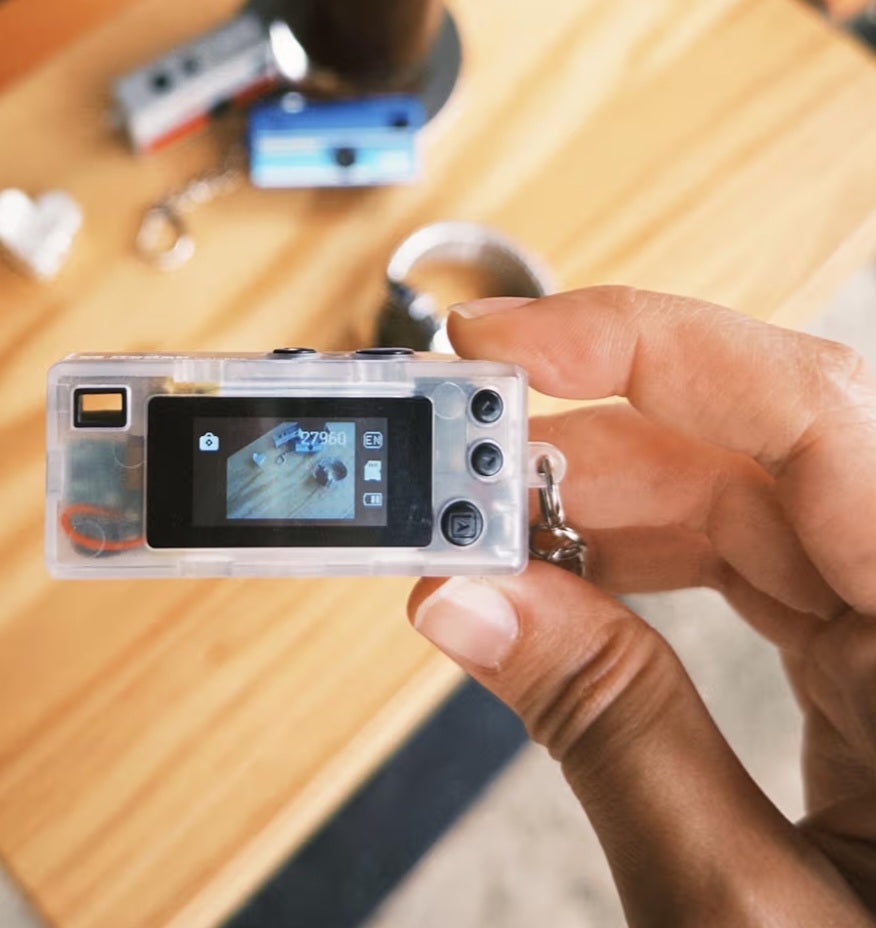 KODAK CHARMERA Keychain Digital Camera Blind Box Single Box (1PC),Mini Camera,Digicam,Video Recording,Bag Charm,Film Simulation Presets,1.6 Megapixel