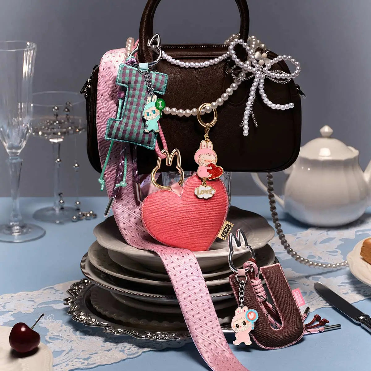 THE MONSTERS PIN FOR LOVE SERIES-Letter Pendant Blind Box (A-M)