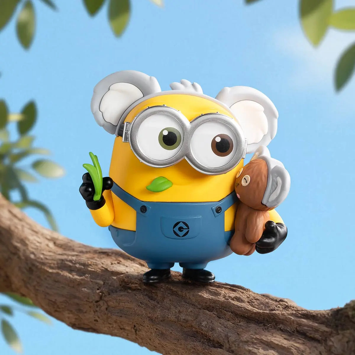 Minions Bello World Series Figures